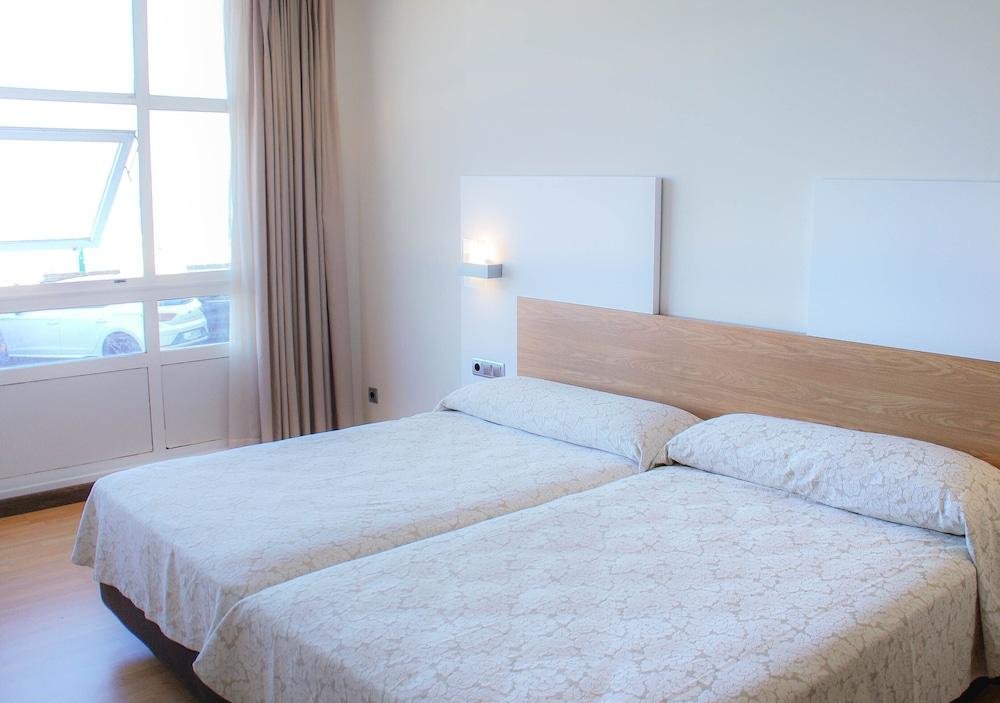 Hotel Faranda Rias Altas, Ascend Hotel Collection 佩里洛 外观 照片
