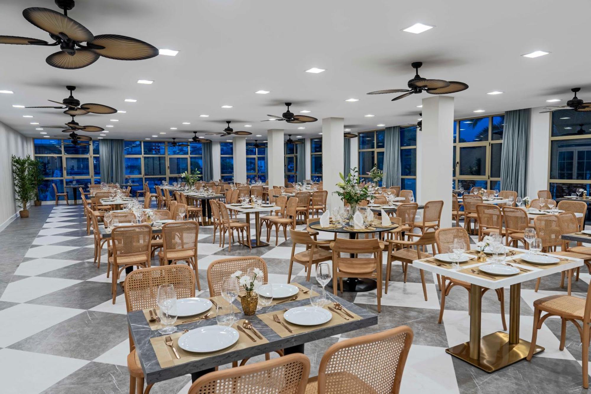 Hotel Faranda Rias Altas, Ascend Hotel Collection 佩里洛 外观 照片