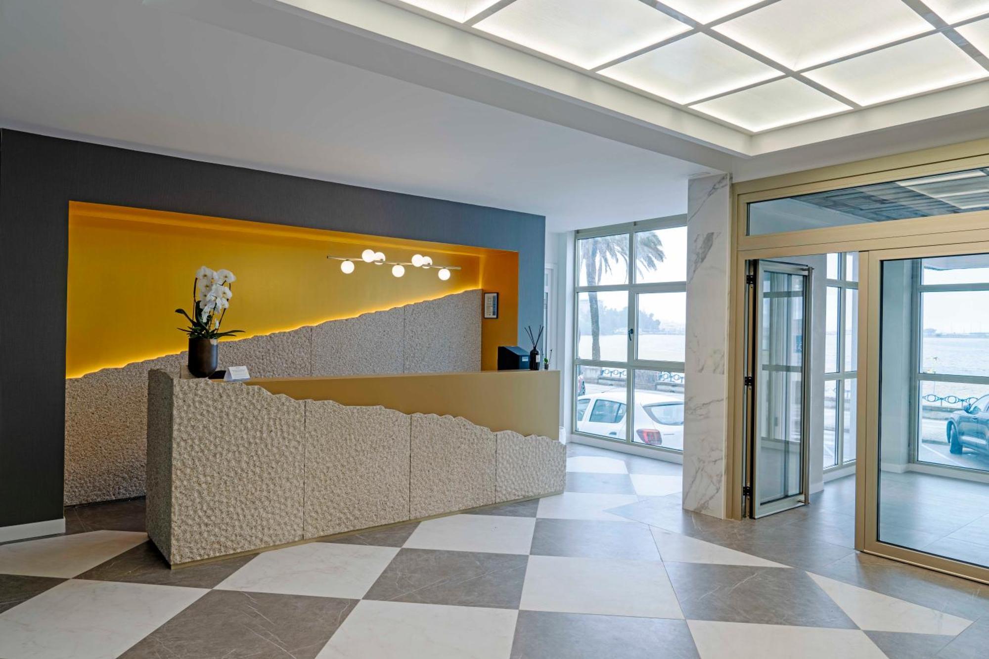 Hotel Faranda Rias Altas, Ascend Hotel Collection 佩里洛 外观 照片